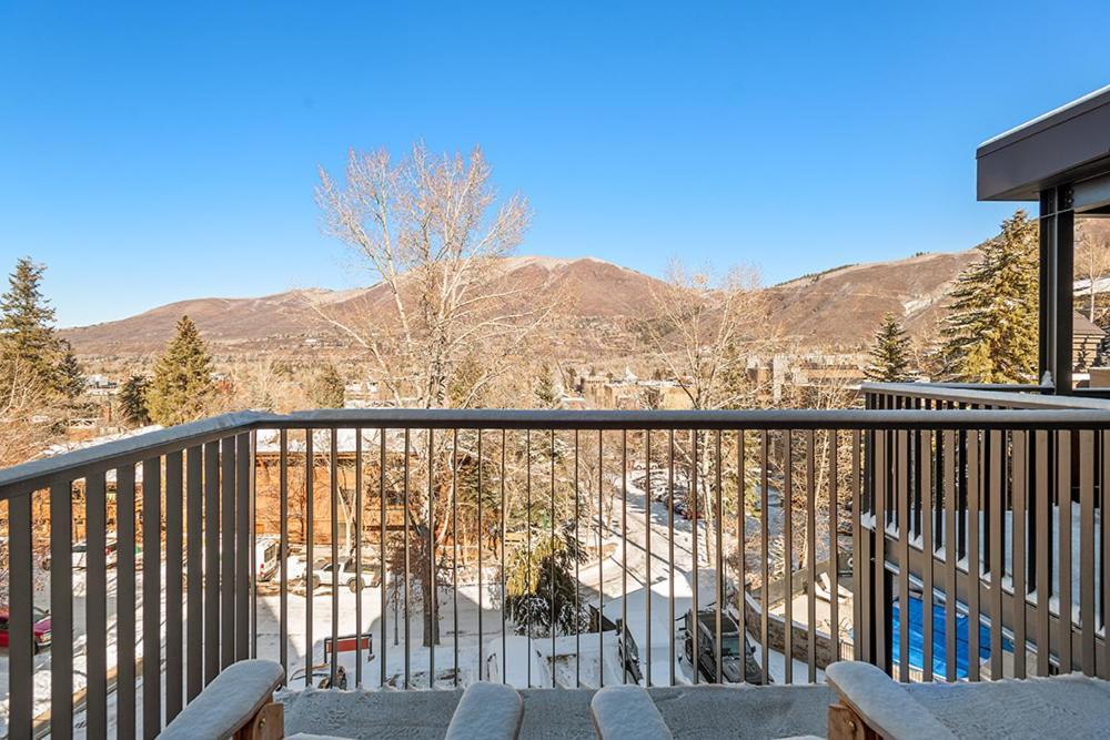 Fifth Avenue 303, Newly Remodeled, Light-Filled 3 Bdr Condo, Close To Ski Slopes أسبن المظهر الخارجي الصورة